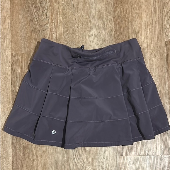 lululemon athletica Dresses & Skirts - Lululemon Athletica Purple/grey Skater Mini Skirt. Size 6 tall